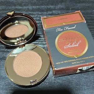 ⭐🍭Chocolate Gold Soleil Bronzer Too Faced Mini